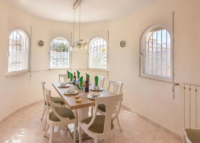 Quito By Interhome Villa