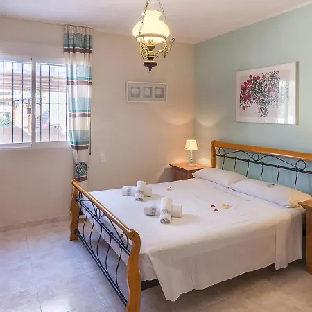 Villa Quito By Interhome Calp